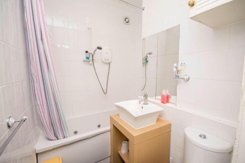 Edinburgh Central Roomz Aparthotel Edimburgo Exterior foto